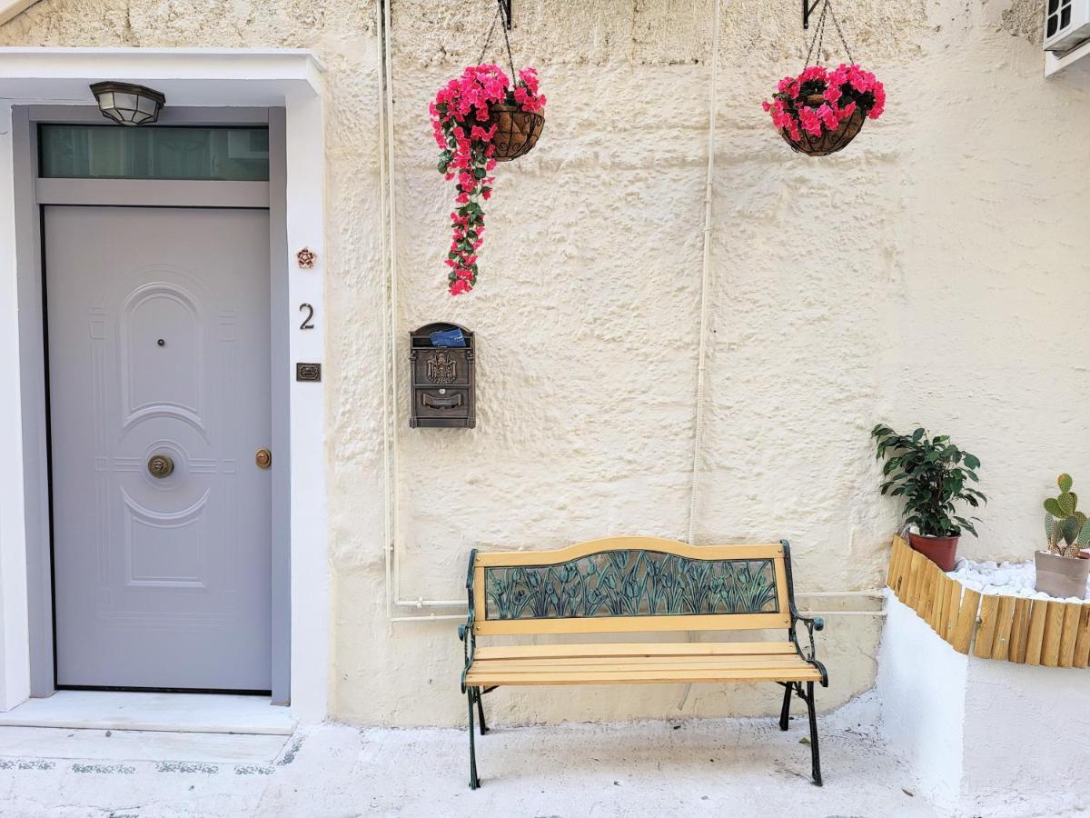 Bella Ciao Guest House Афины Экстерьер фото
